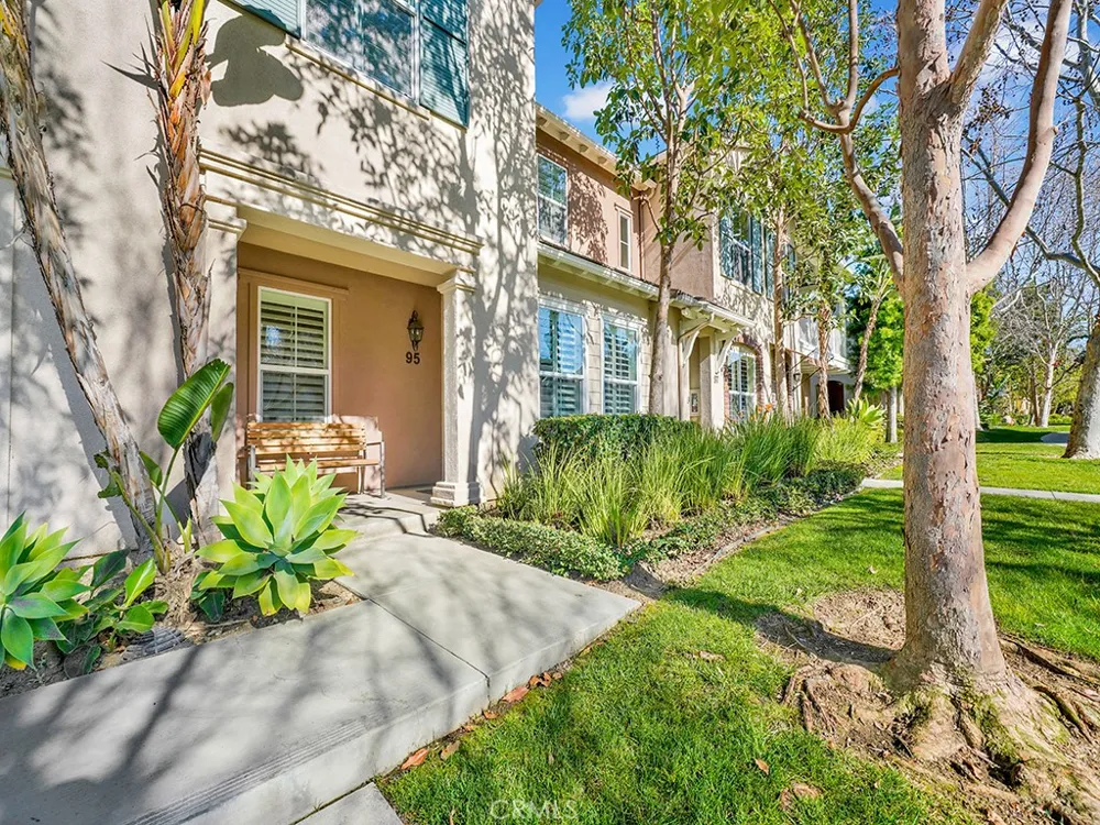 95 Duet Irvine, CA 92603