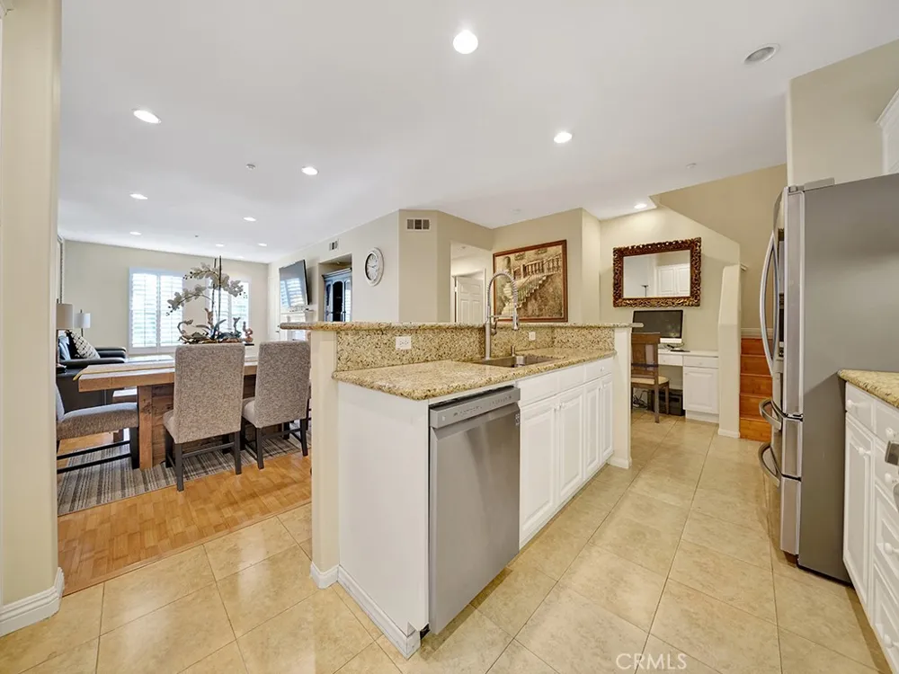 95 Duet Irvine, CA 92603