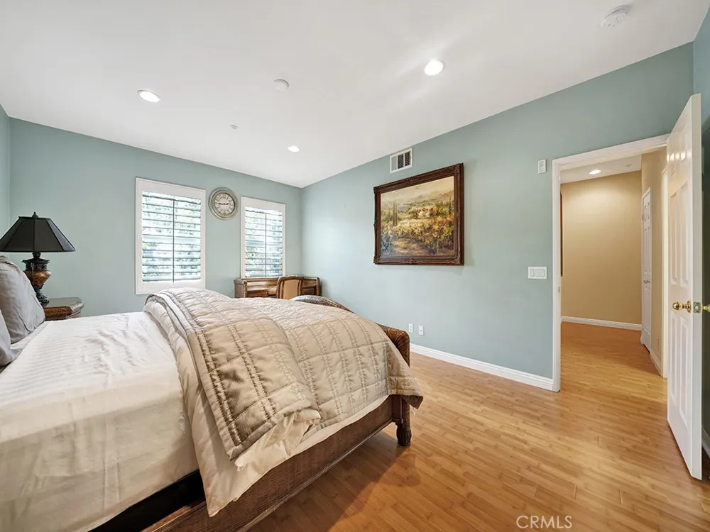 95 Duet Irvine, CA 92603