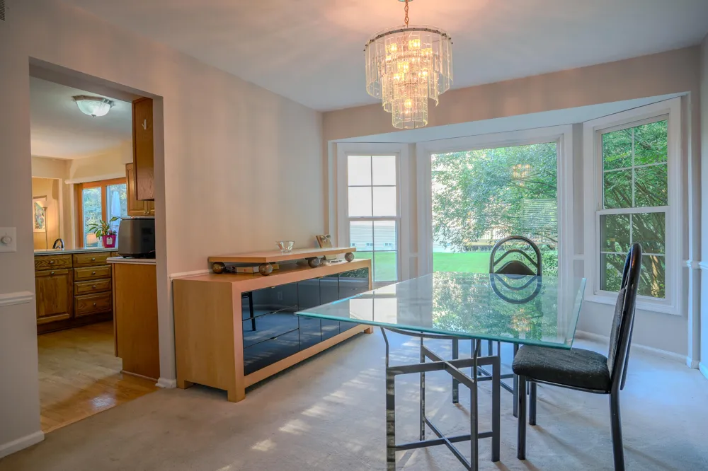 2411 Weathervane Road West Bloomfield, MI 48324