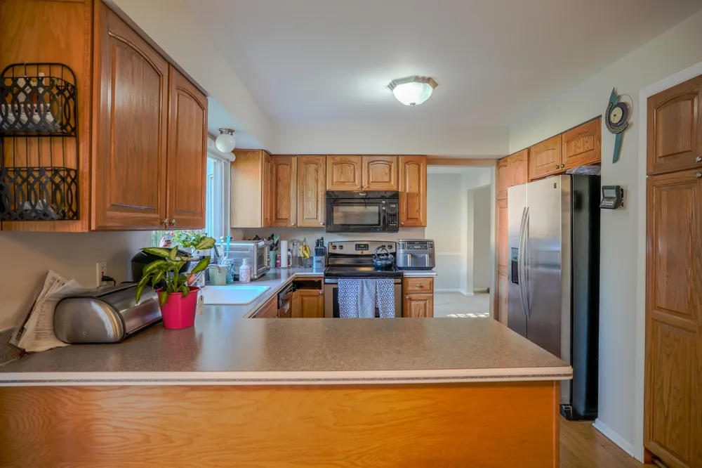 2411 Weathervane Road West Bloomfield, MI 48324