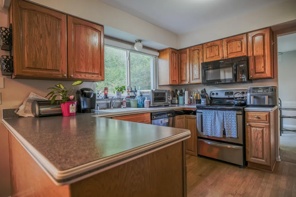 2411 Weathervane Road West Bloomfield, MI 48324