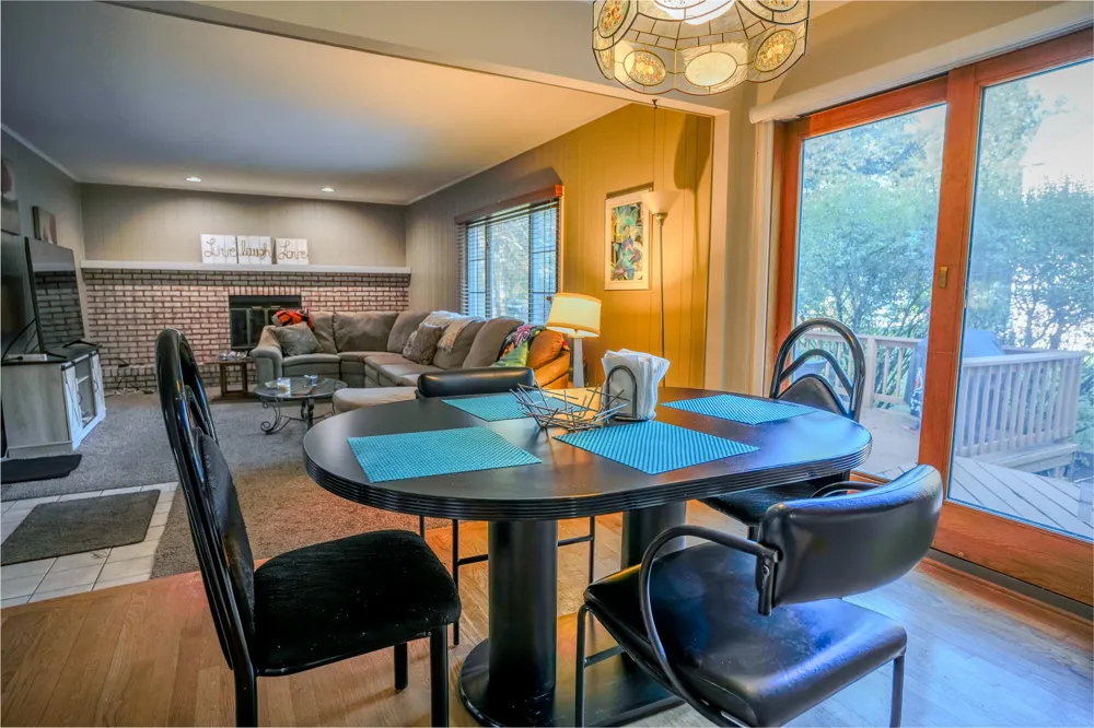 2411 Weathervane Road West Bloomfield, MI 48324