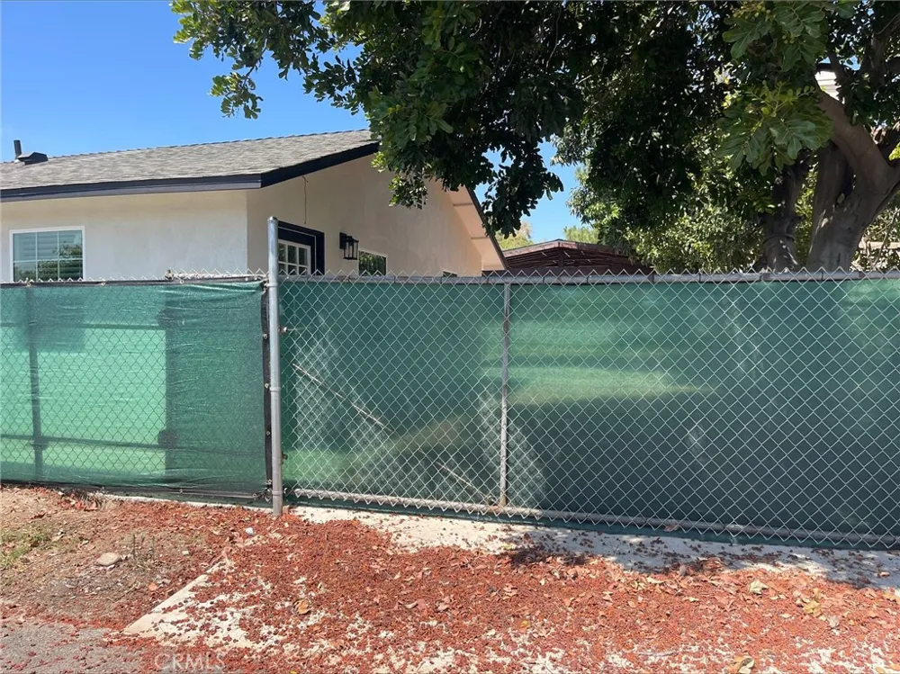 4532 Walnut Baldwin Park, CA 91706