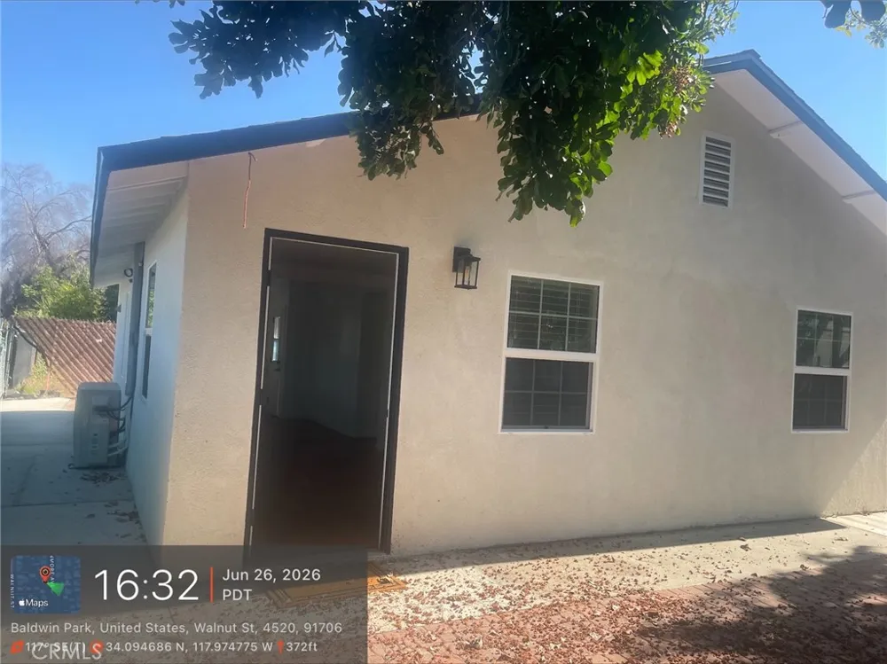 4532 Walnut Baldwin Park, CA 91706