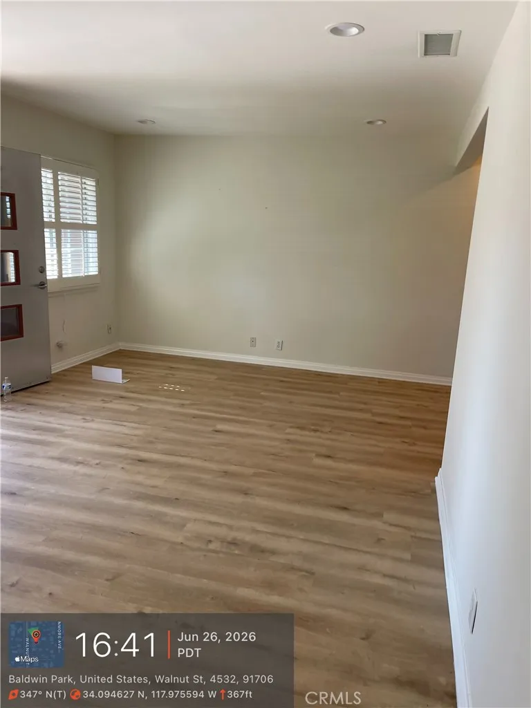 4532 Walnut Baldwin Park, CA 91706