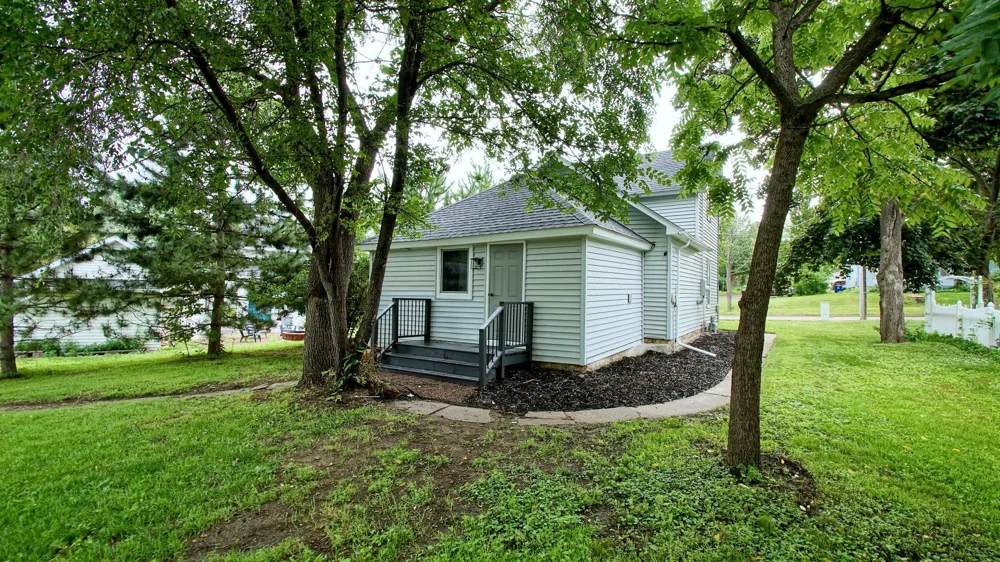 1308 Norwood Street Red Wing, MN 55066
