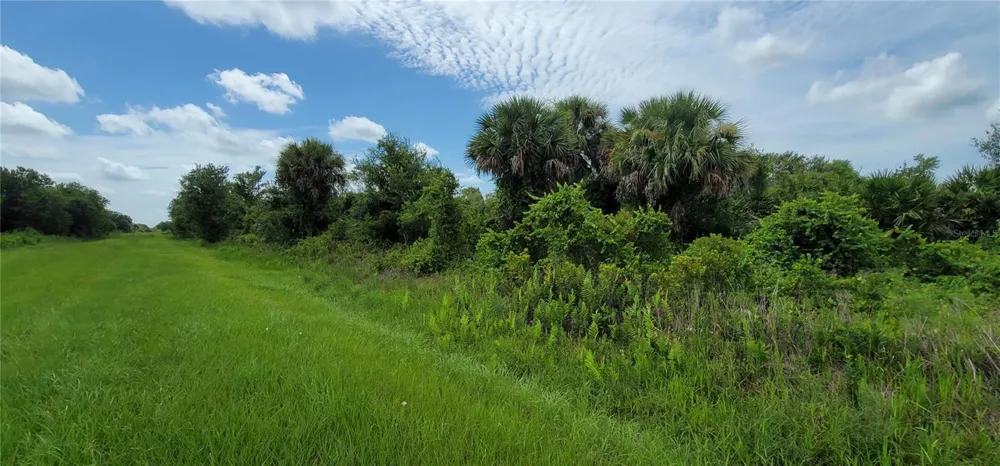 20366 NW 270TH STREET Okeechobee, FL 34972