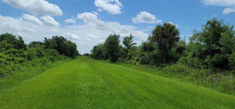 20366 NW 270TH STREET Okeechobee, FL 34972