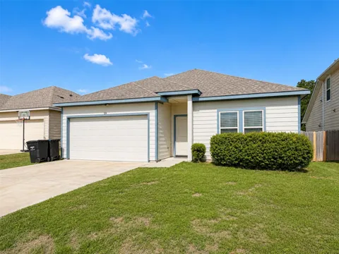 124 Canales Circle