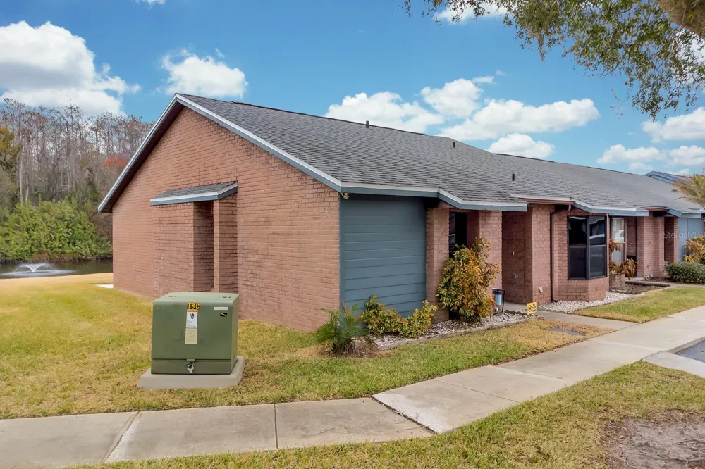 2432 KING OAK COURT St Cloud, FL 34769