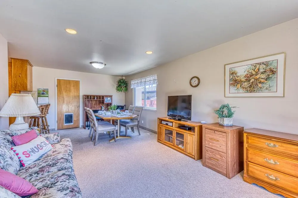 628 Alameda Avenue Salinas, CA 93901
