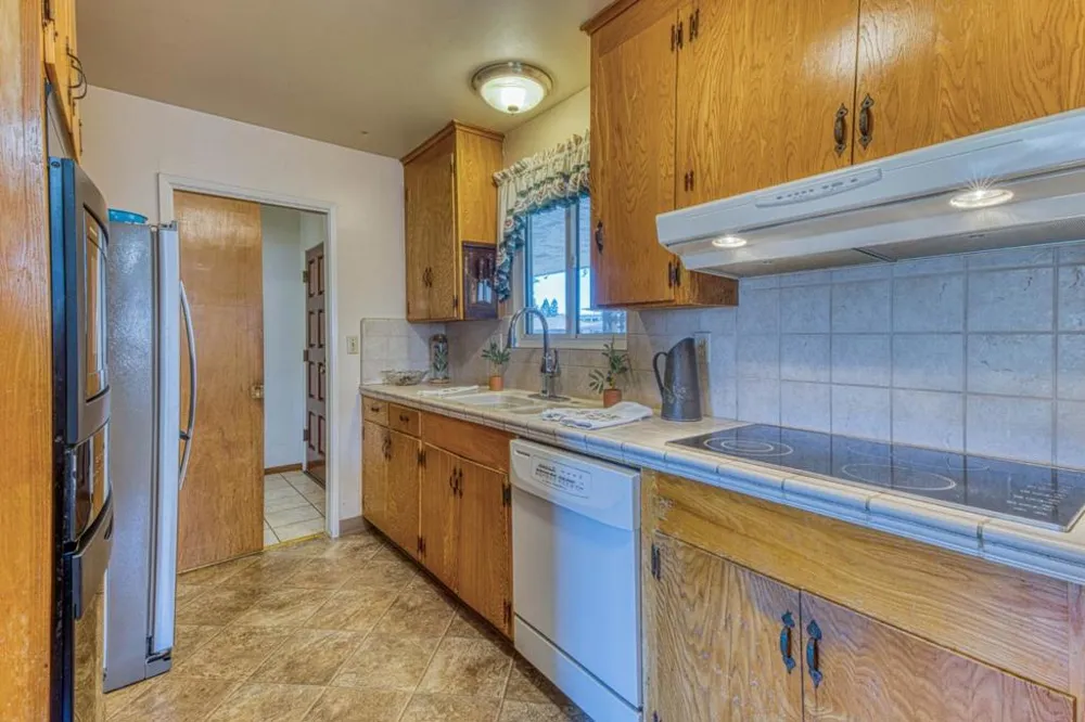 628 Alameda Avenue Salinas, CA 93901