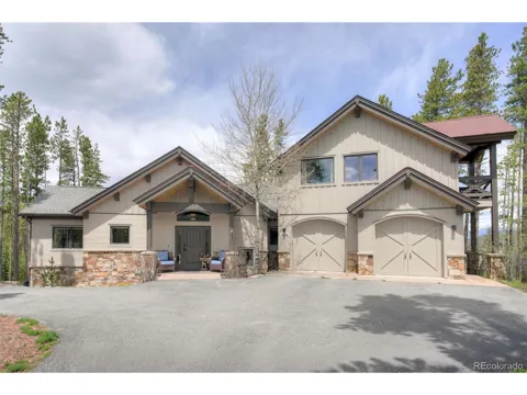 419 Silver Circle