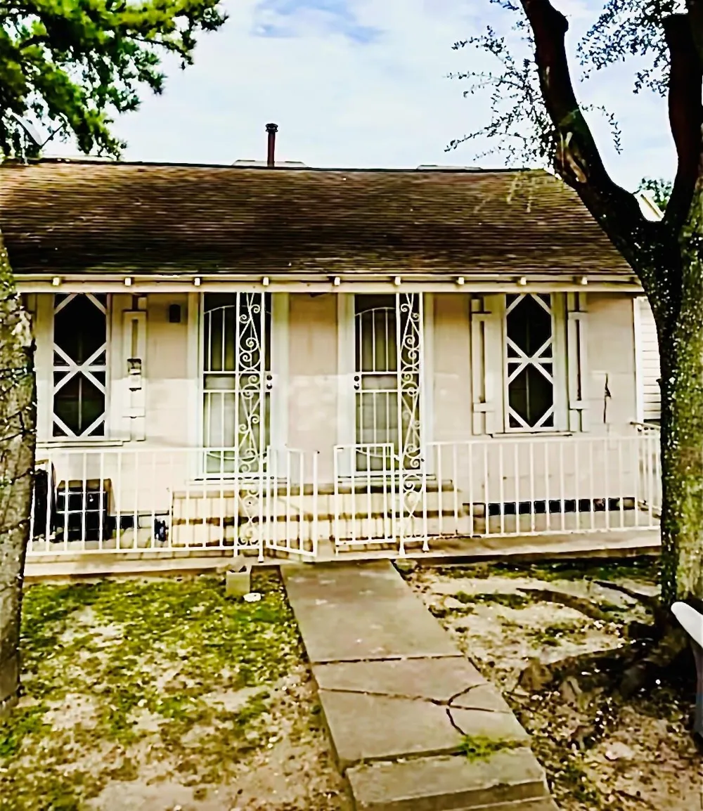 4408 Edsee Street Houston, TX 77009