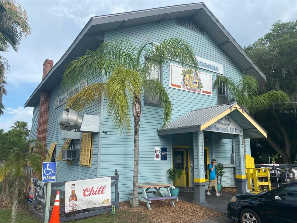 709 GEORGETOWN DENVER ROAD Crescent City, FL 32112