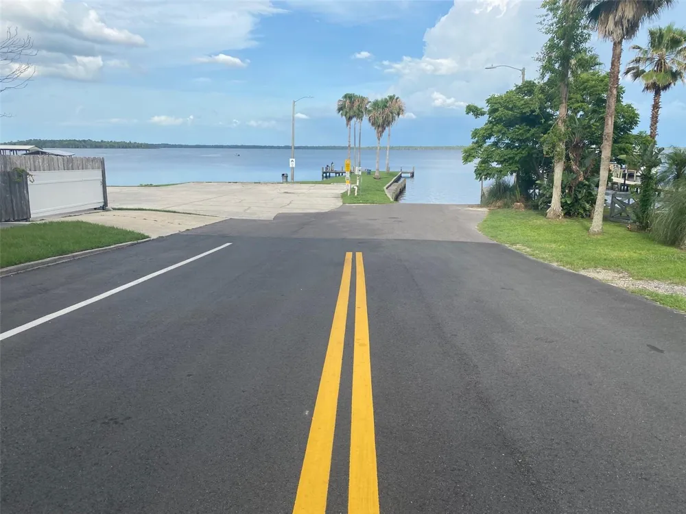 709 GEORGETOWN DENVER ROAD Crescent City, FL 32112