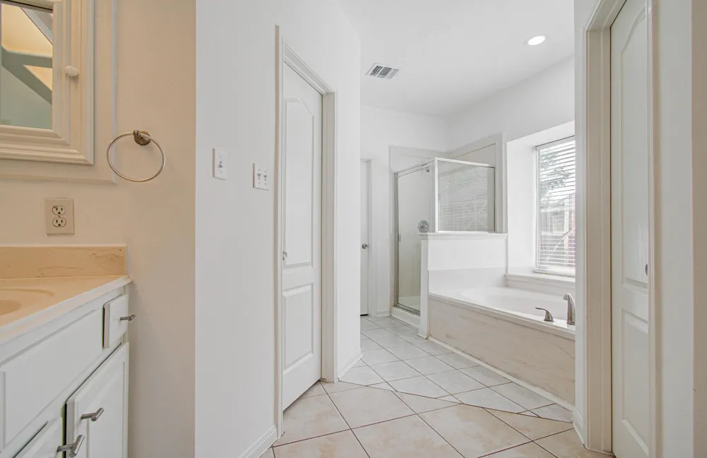 202 Willards Way Stafford, TX 77477