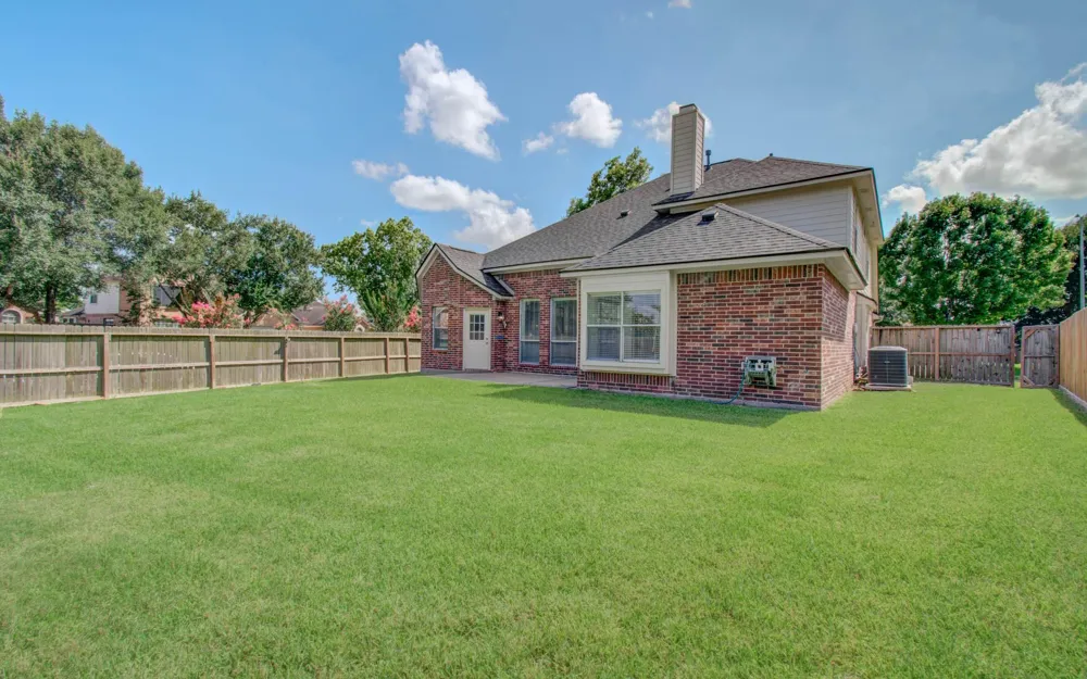 202 Willards Way Stafford, TX 77477