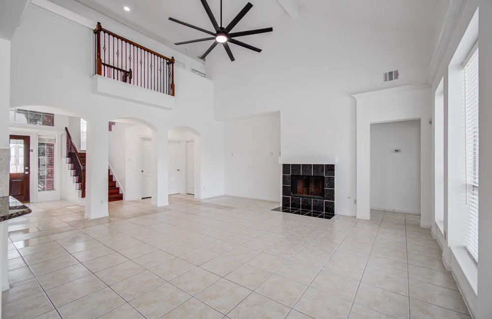 202 Willards Way Stafford, TX 77477
