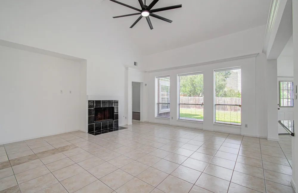 202 Willards Way Stafford, TX 77477