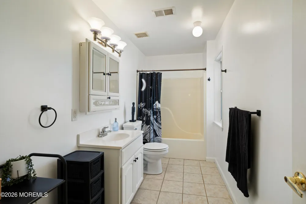 1042 Maxim Southard Road Howell, NJ 07731