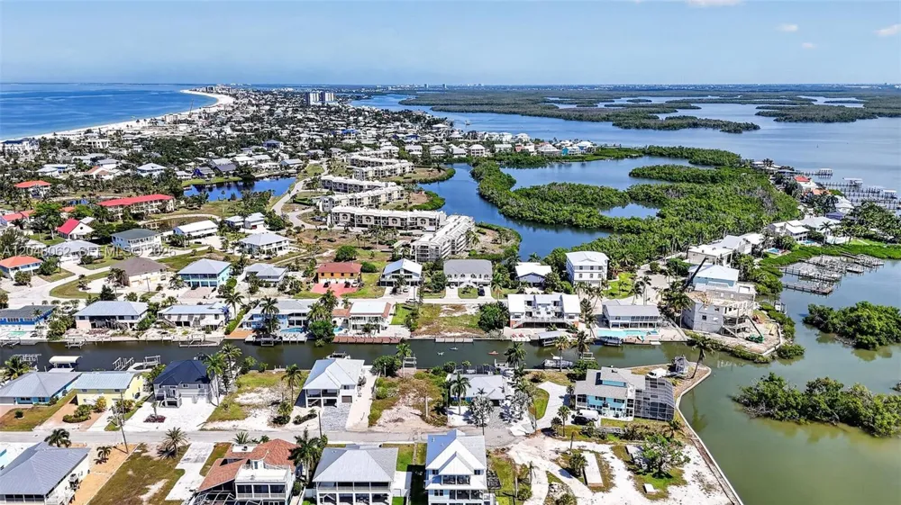 21571 Widgeon Ter Fort Myers, FL 33931