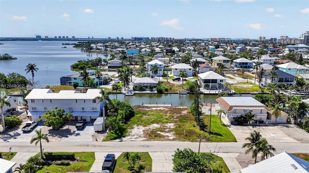 21571 Widgeon Ter Fort Myers, FL 33931