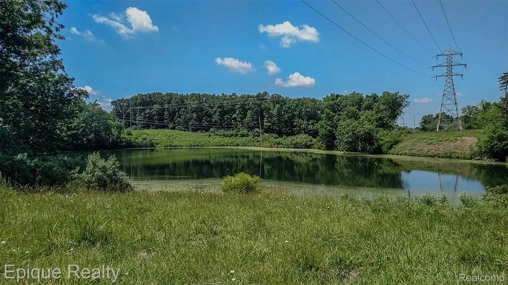 300 W Dewey Road Owosso Charter Township, MI 48867