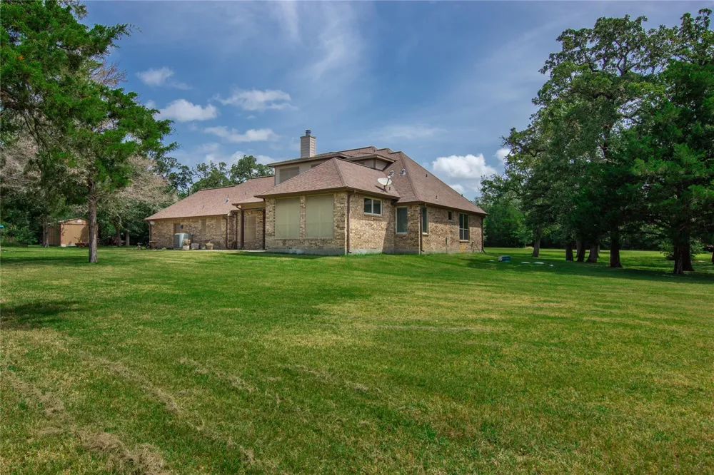 13172 Jackrabbit Lane Bryan, TX 77808