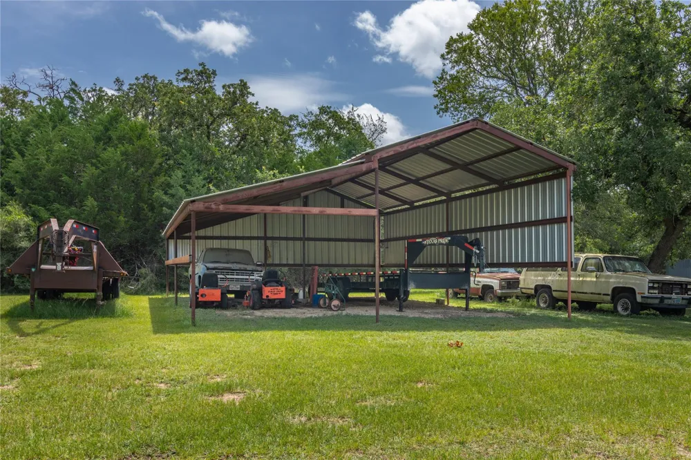 13172 Jackrabbit Lane Bryan, TX 77808