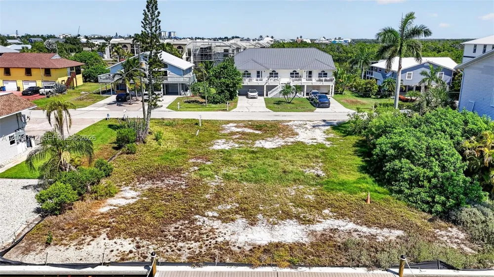 21581 Widgeon Ter Fort Myers, FL 33931