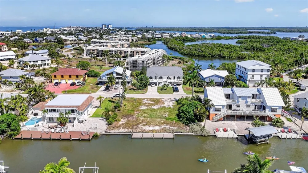 21581 Widgeon Ter Fort Myers, FL 33931