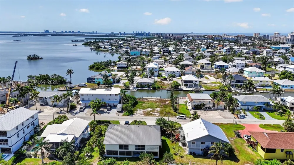 21581 Widgeon Ter Fort Myers, FL 33931