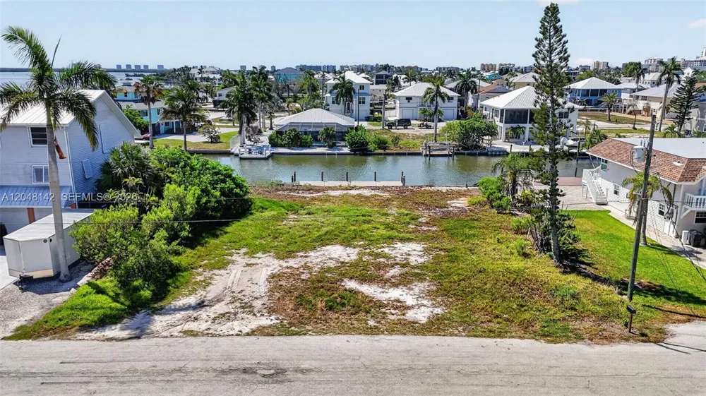 21581 Widgeon Ter Fort Myers, FL 33931