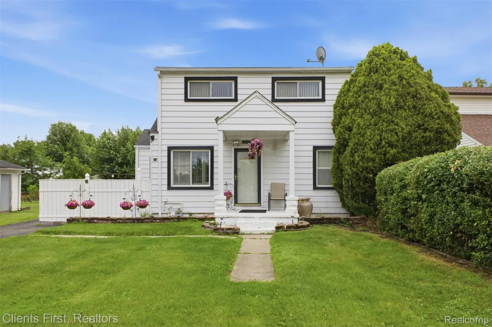 15182 Cooper Street Taylor City, MI 48180