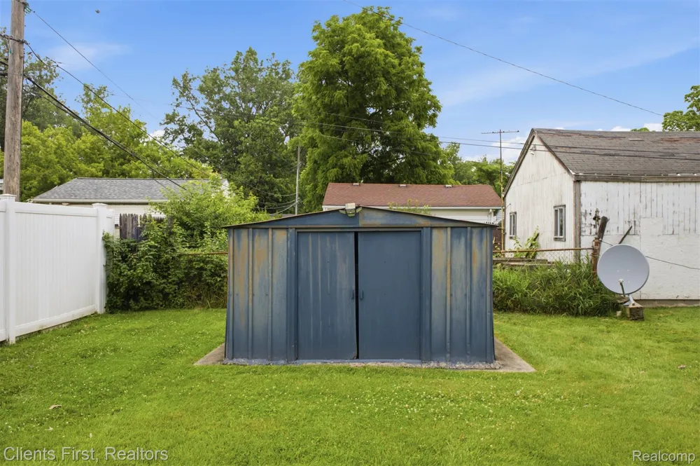 15182 Cooper Street Taylor City, MI 48180