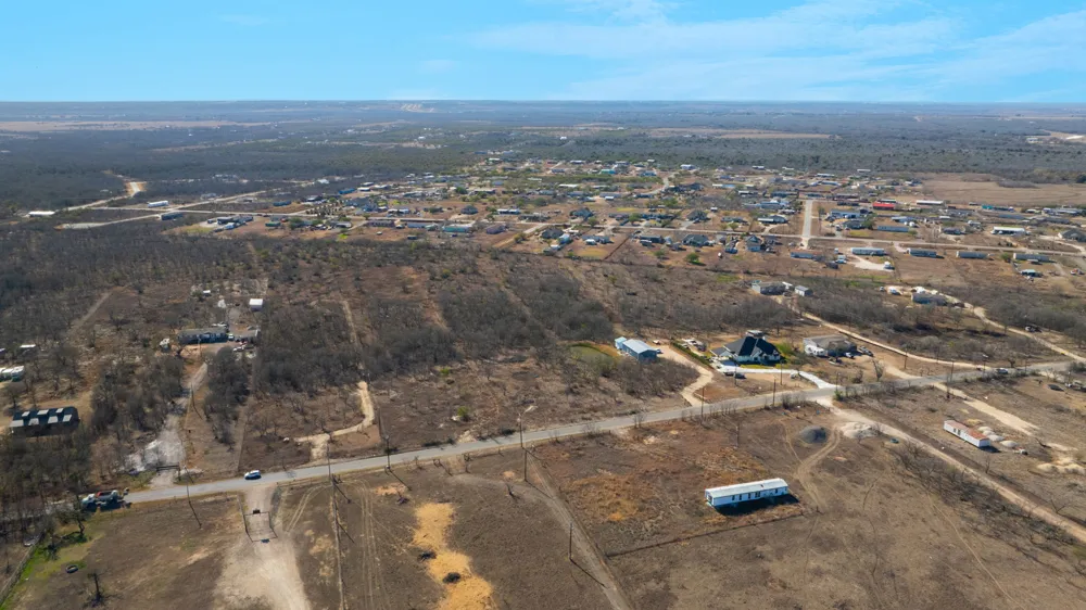 3991 Barth Road Lockhart, TX 78644