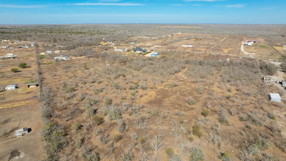 3991 Barth Road Lockhart, TX 78644