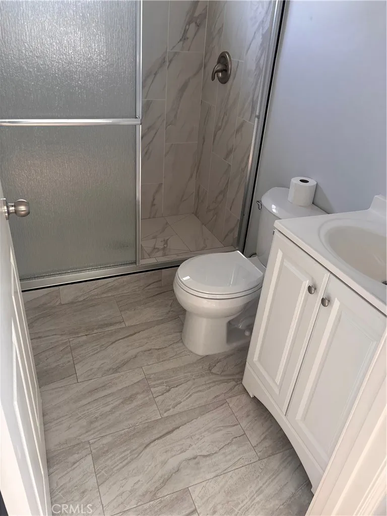 10133 Kester San Fernando, CA 91345