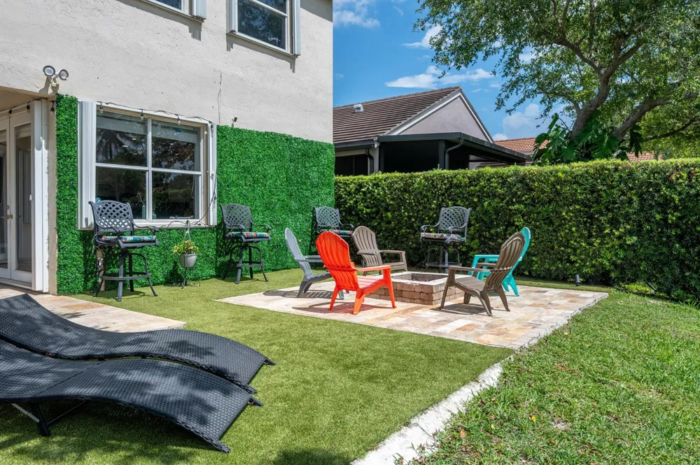 229 E Bayridge Drive Weston, FL 33326