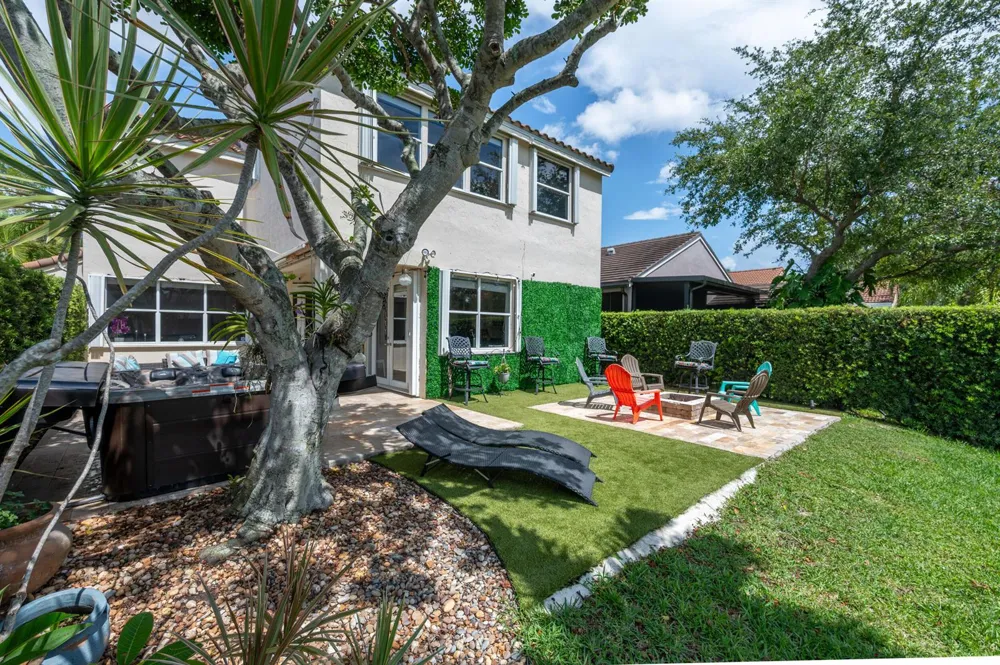 229 E Bayridge Drive Weston, FL 33326