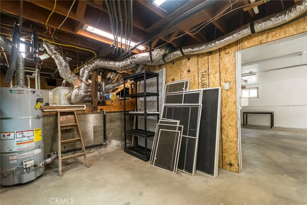3316 Mills Avenue La Crescenta, CA 91214