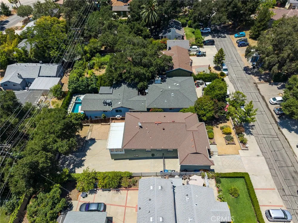 3316 Mills Avenue La Crescenta, CA 91214