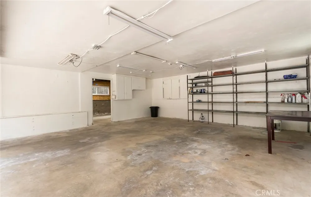 3316 Mills Avenue La Crescenta, CA 91214