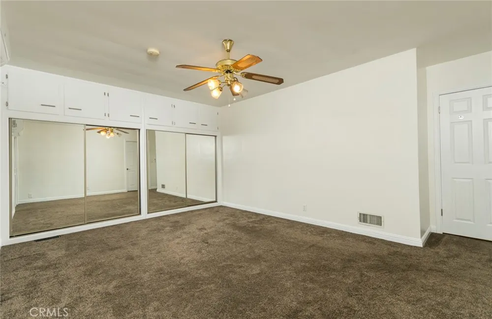 3316 Mills Avenue La Crescenta, CA 91214