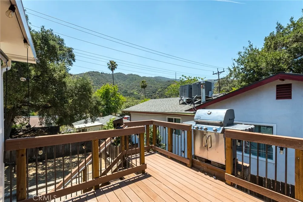 3316 Mills Avenue La Crescenta, CA 91214
