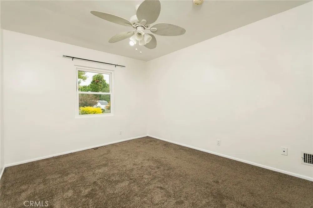 3316 Mills Avenue La Crescenta, CA 91214