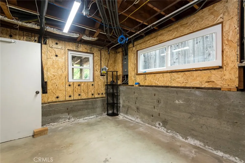 3316 Mills Avenue La Crescenta, CA 91214