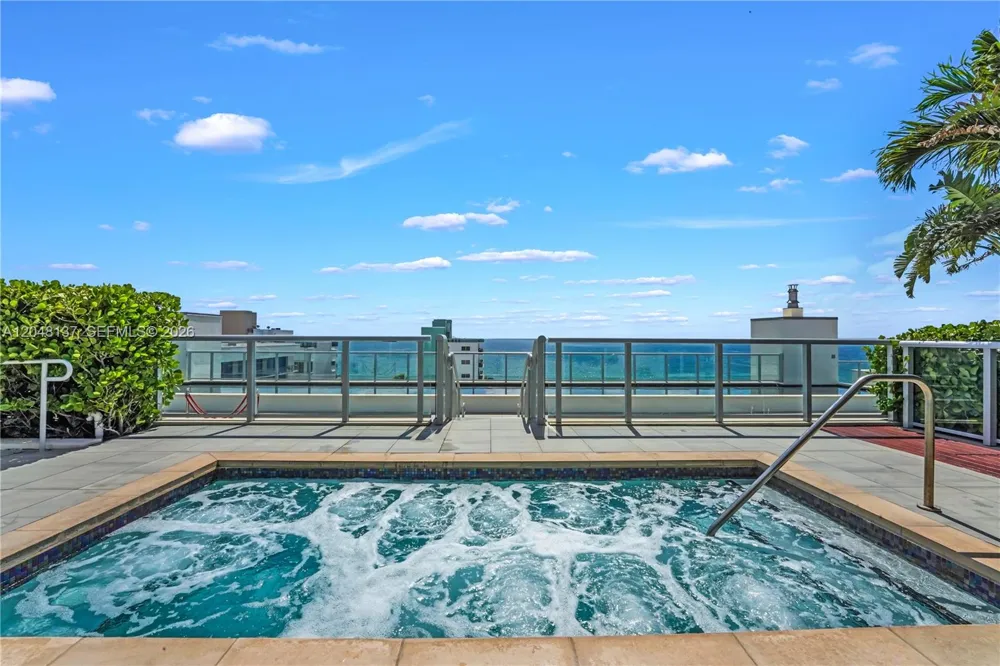 777 Ocean Dr #S314 Hollywood, FL 33019